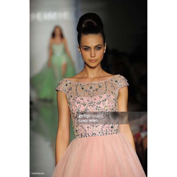 Luxurious Couture Wedding Evening Prom Party Runway Designer Beaded Gown Dress - Picture 9 of 16